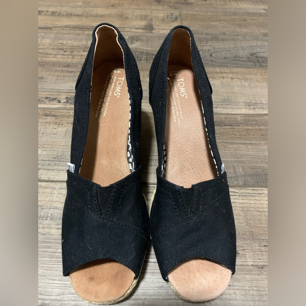 Toms Wedges